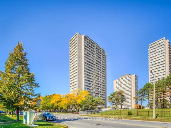 715 Don Mills Rd, Toronto, ON