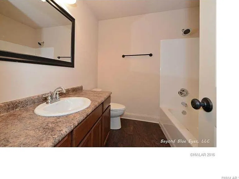 503 Oak Ridge Dr — Photo 12