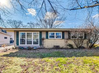 3807 Bluebird Ln, Rolling Meadows, IL 60008