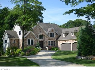 11465 Bartholomew Rd, Chagrin Falls, OH 44023