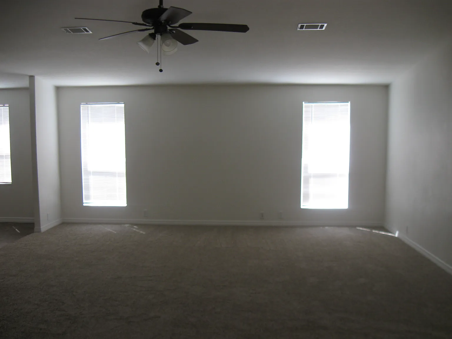 3 bed, 1680 sqft, $1,700 — Photo 4
