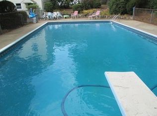 8 Cynthia Rd, Billerica, MA 01821