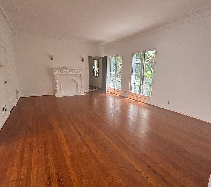 1st image of 6150-6158 W Olympic Blvd #10