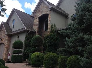 904 Star Gaze Dr, Lexington, KY 40509