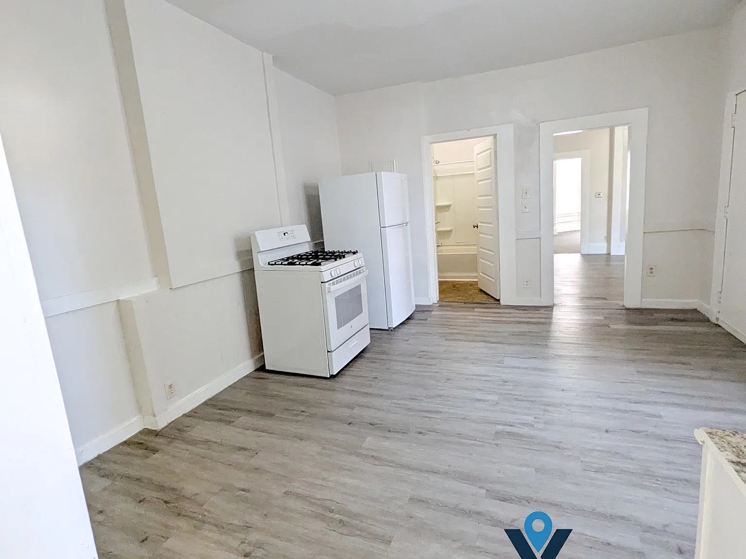 3 bed, 1500 sqft, $1,750 — Photo 2