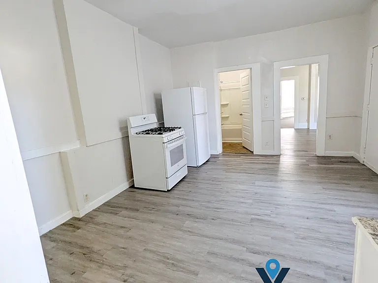 7 Worcester Pl #1 — Photo 2