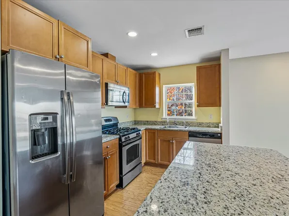 122-22 Powell Cove Boulevard image 11 of 18