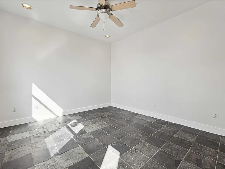 1023 Bonner St #1023 — Photo 20