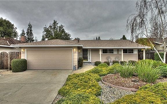 2nd image of 1591 Hyde Dr