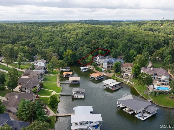 709 Muirfield Dr, Sunrise Beach, MO 65079