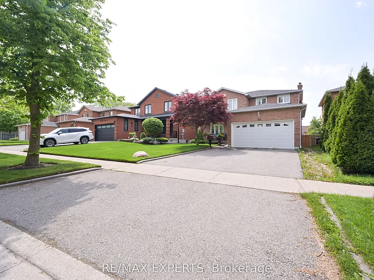 59 Silver Arrow Cres #BASEMENT — Photo 1