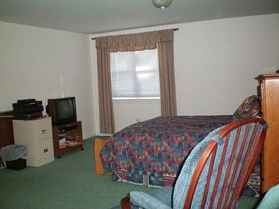 Master Bedroom South