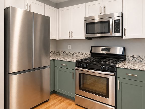 4th image of 220 Renaissance Pkwy NE APT 1320