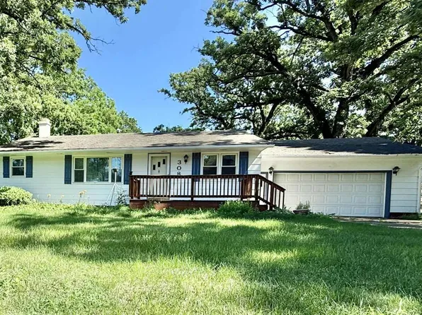 308 3rd Ave SW, Dayton, IA 50530