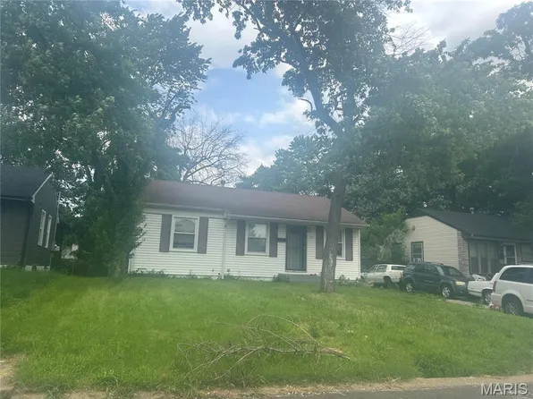 321 Midlothian Rd, Saint Louis, MO 63137