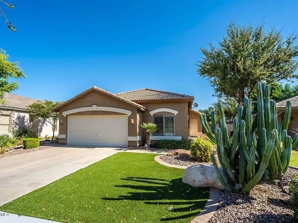 4270 E Seasons Cir S, Gilbert, AZ 85297