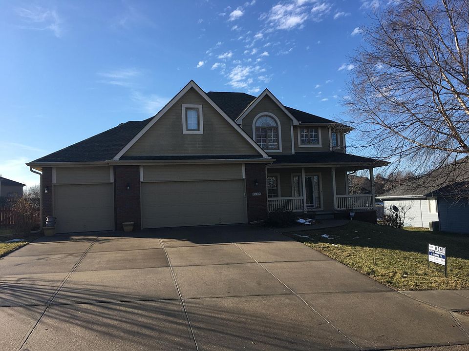 2105 Crest Ridge Dr, Papillion, NE 68133 Zillow