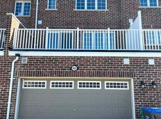462 Remembrance Rd, Brampton, ON L7A 5E1