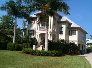 18356 Pioneer Rd, Fort Myers, FL 33908