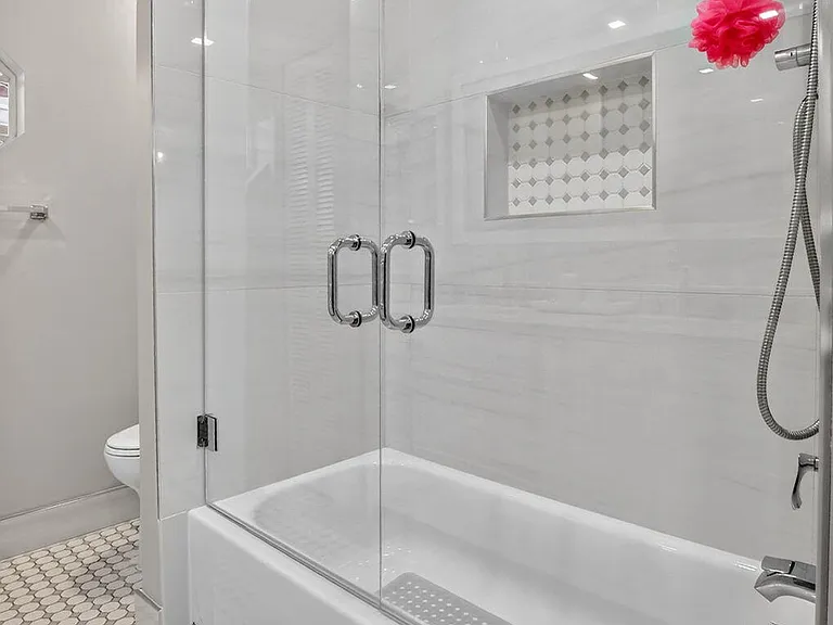 18280 Coral Isles Dr — Photo 45