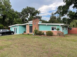 1001 Broad River Dr, Beaufort, SC 29906
