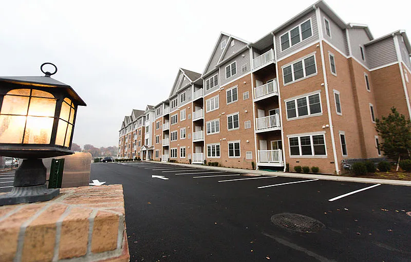 Riverbank Landing — Photo 2