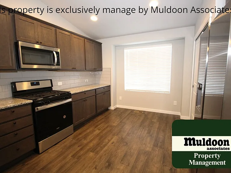 10339 Finn Dr — Photo 7