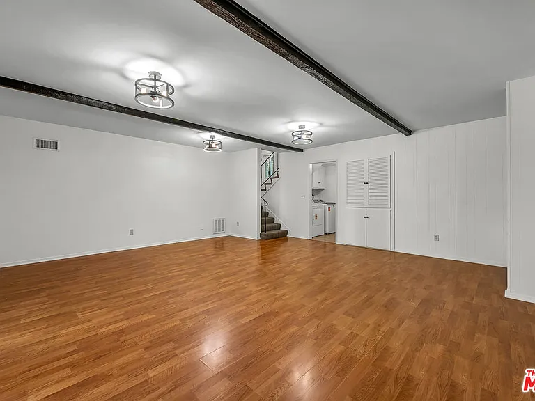 4076 Tropico Way — Photo 38