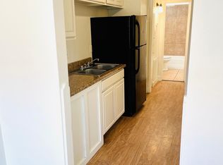 2555 Sherwood St APT 3, Las Vegas, NV 89109