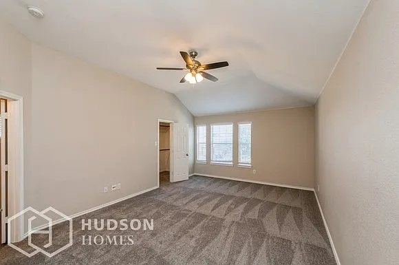 1401 Silver Maple Ln — Photo 13