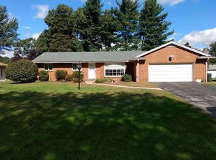 1126 Ashland Dr, Temperance, MI