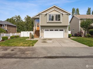 127 Homer Ln, Pacific, WA
