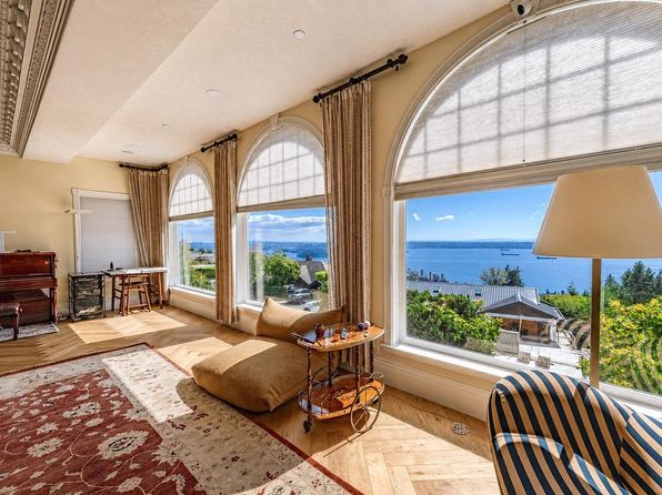 5 bedroom rental in West Vancouver — photo 6