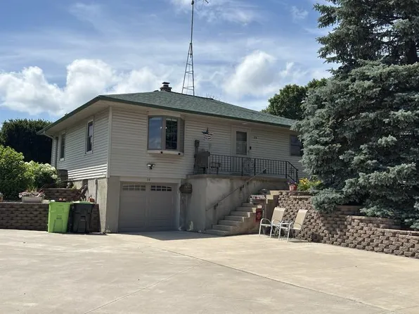 16 Young Street, Waupun, WI 53963