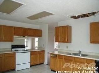 8231 Sunshine Trail Dr, San Antonio, TX 78244