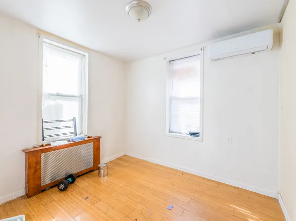 (undisclosed Address), Brooklyn, NY 11208
