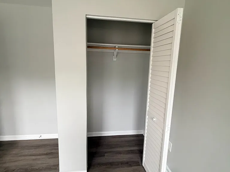 1108A Wall St — Photo 18