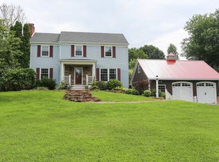 4 Brookfield Dr, Milford, NJ 08848