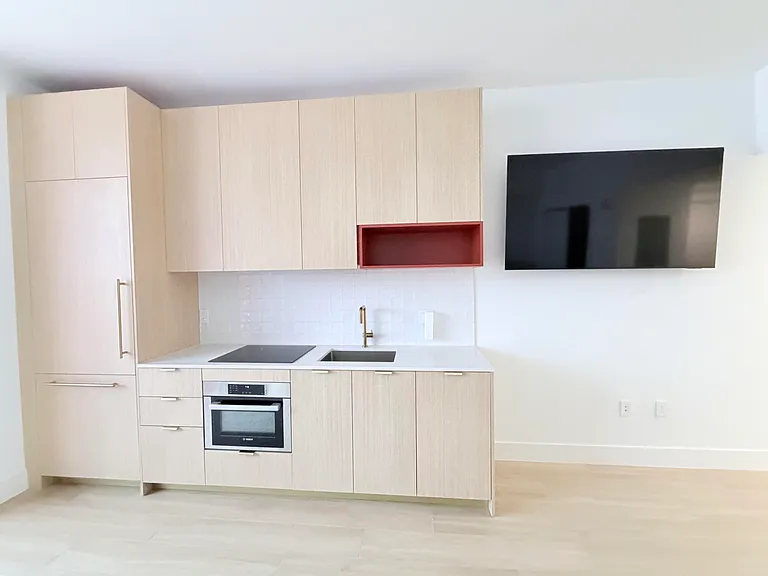 90 NE 32nd St #525 — Photo 7