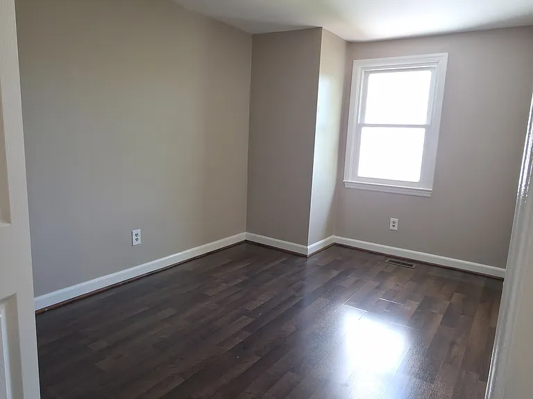 24 Lerner Ct #32H — Photo 15