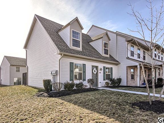 3rd image of 185 Melbourne Ln