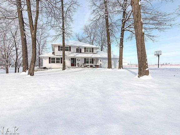 2nd image of 205 Deer Lakes Dr