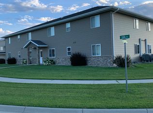 306 26th Ave, Sheldon, IA 51201