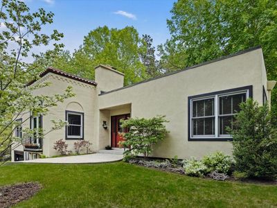 17 E Stillwater Ave, Beverly Shores, IN, 46301