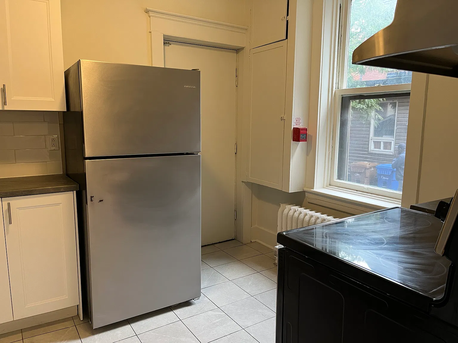 415 Elgin Street — Photo 4