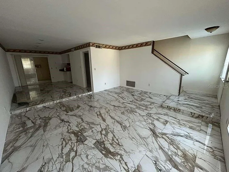 6114 Tuscony Cir — Photo 4
