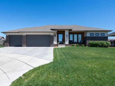 3224 N Pine Grove Cir, Wichita, KS, 67205