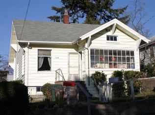 128 NW 40th St, Seattle, WA 98107