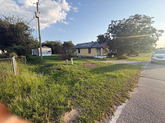 2nd image of 336 E Sumter St