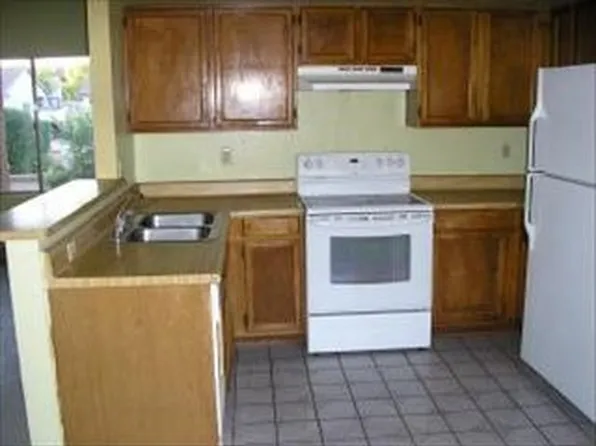 5203 W Voltaire Dr, Glendale, AZ 85304